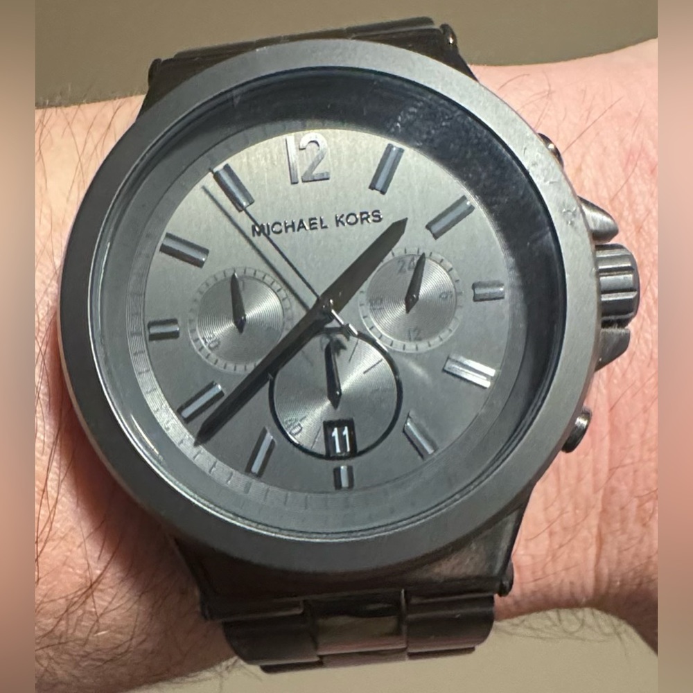 Michael Kors gunmetal MK 8205